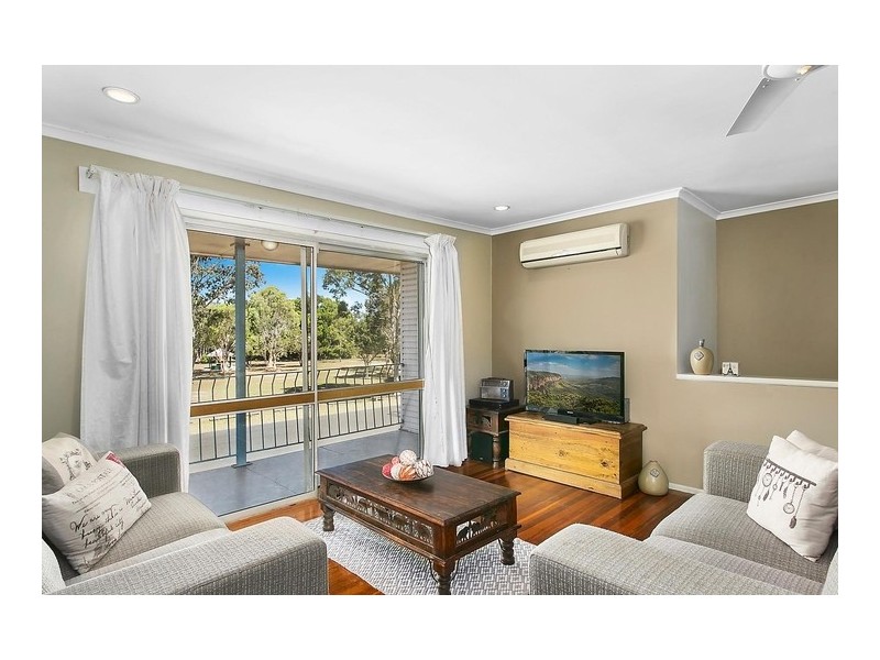 47 Blackberry Street, Mansfield QLD 4122