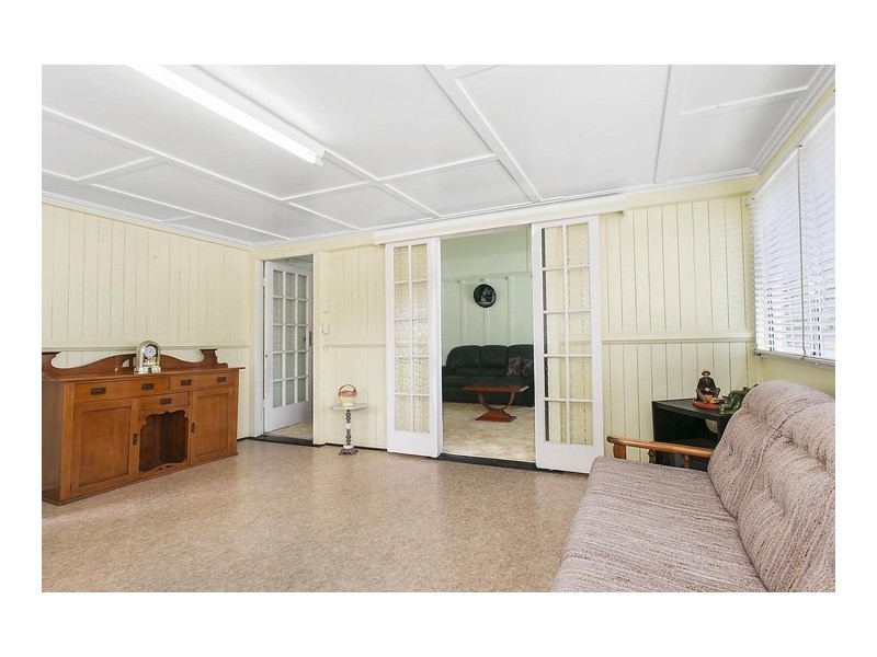 23 Margaret Street, Camp Hill QLD 4152