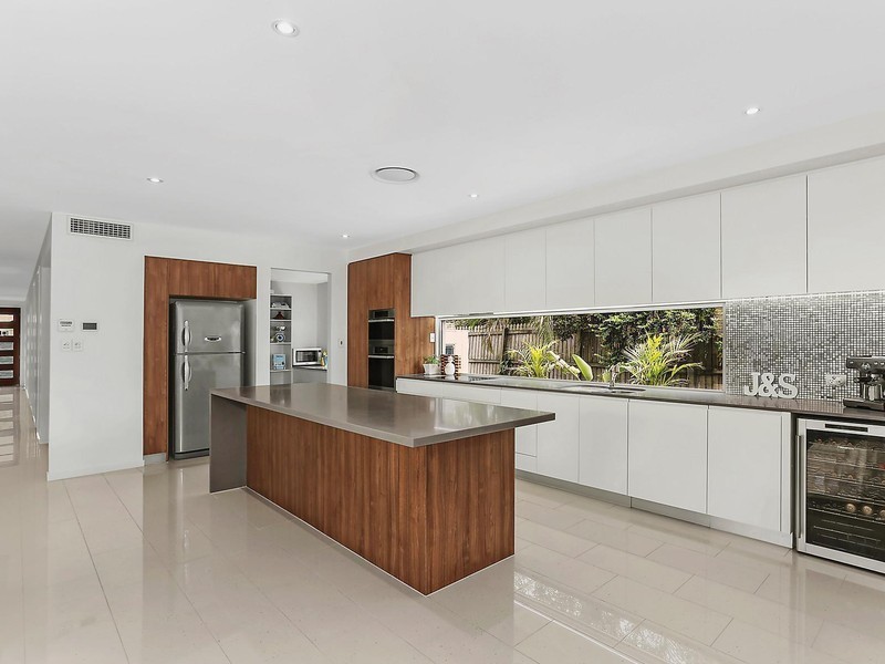 51 Cowper Street, Bulimba QLD 4171