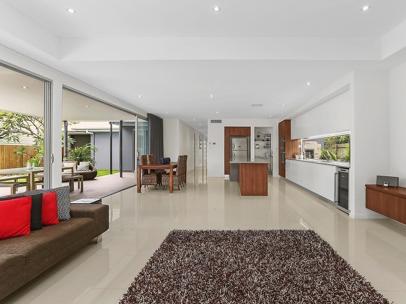 51 Cowper Street, Bulimba QLD 4171