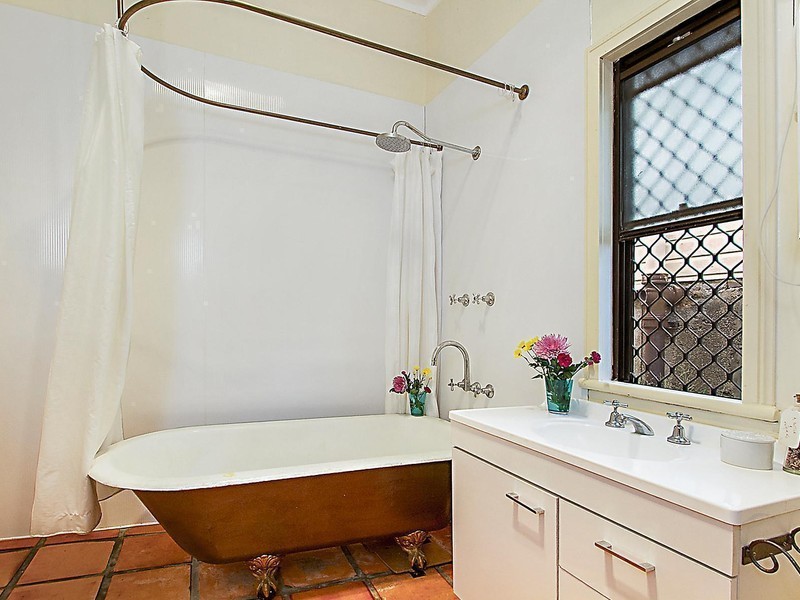 313 Hawthorne Road, Hawthorne QLD 4171