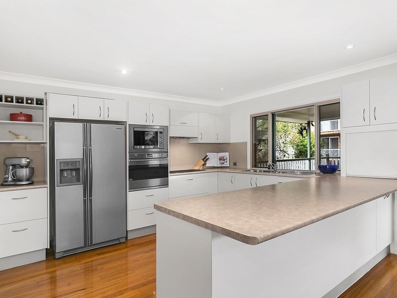 111 Belgrave Street, Morningside QLD 4170