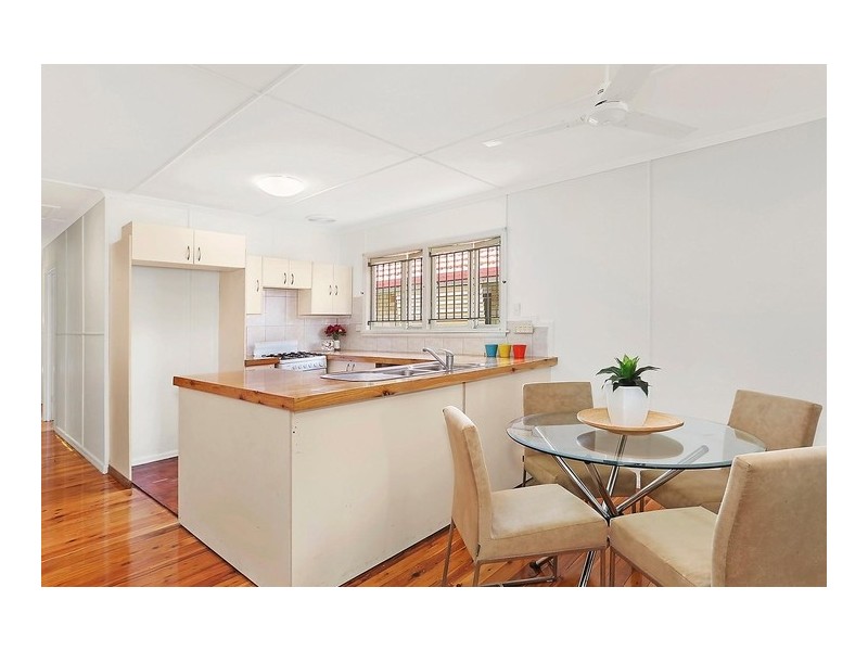 80 Whites Road, Manly West QLD 4179