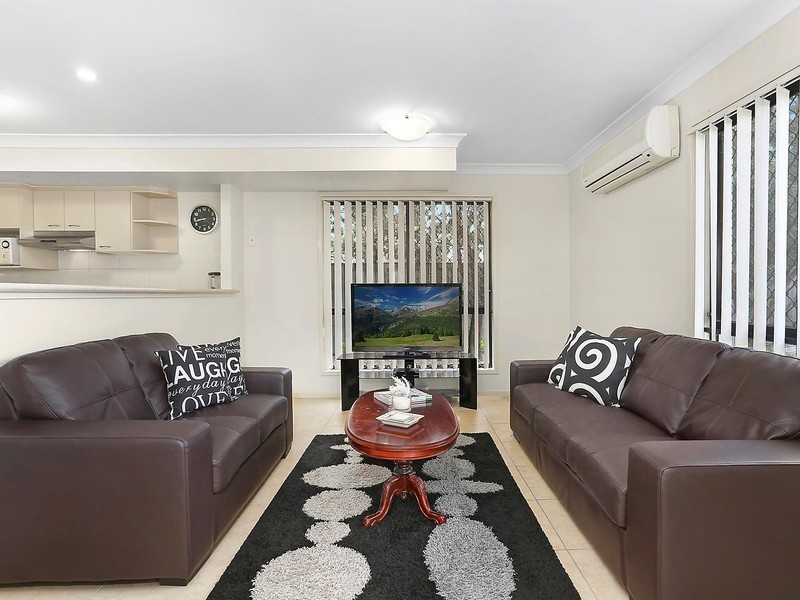 12 Mead Place, Calamvale QLD 4116