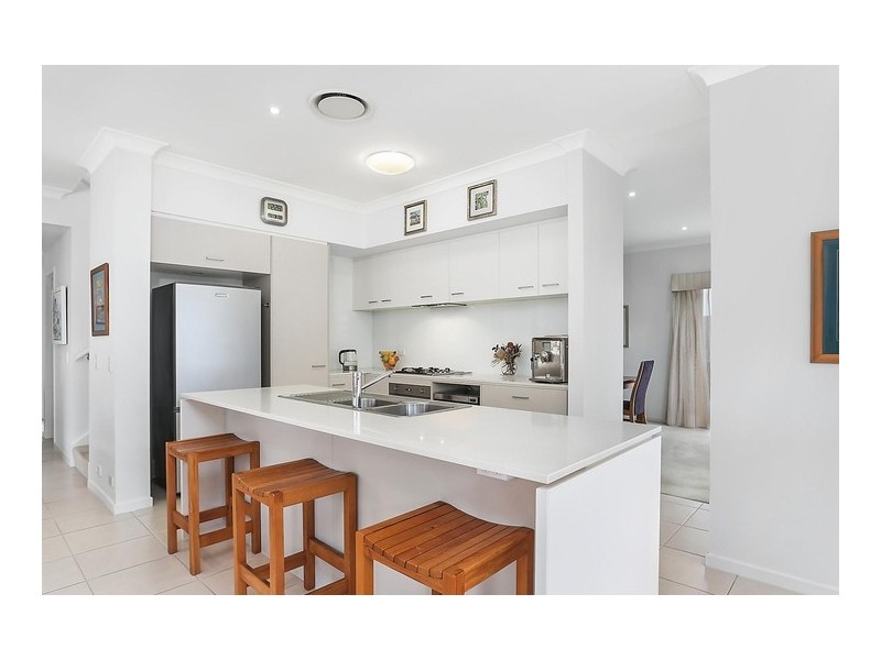 77 Highland Crescent, Belmont QLD 4153