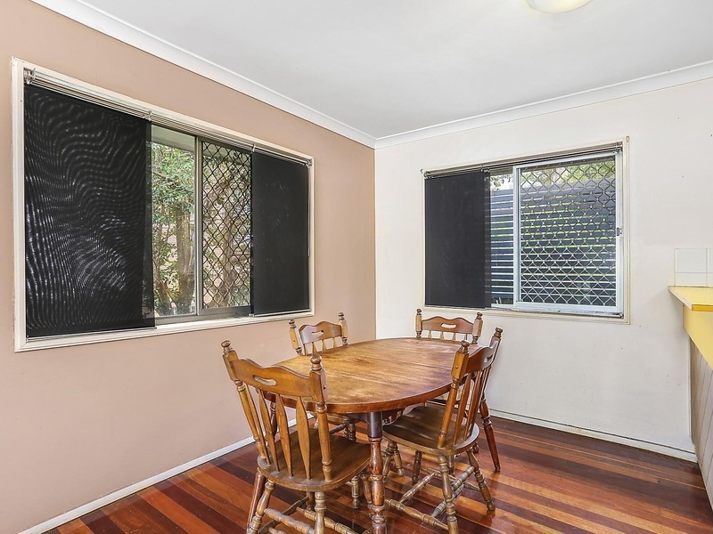 28 Hillock Street, Coorparoo QLD 4151
