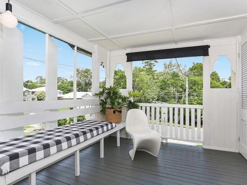 33 Margaret Street, Camp Hill QLD 4152