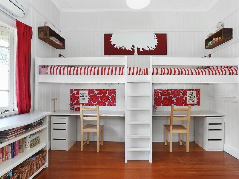 33 Margaret Street, Camp Hill QLD 4152