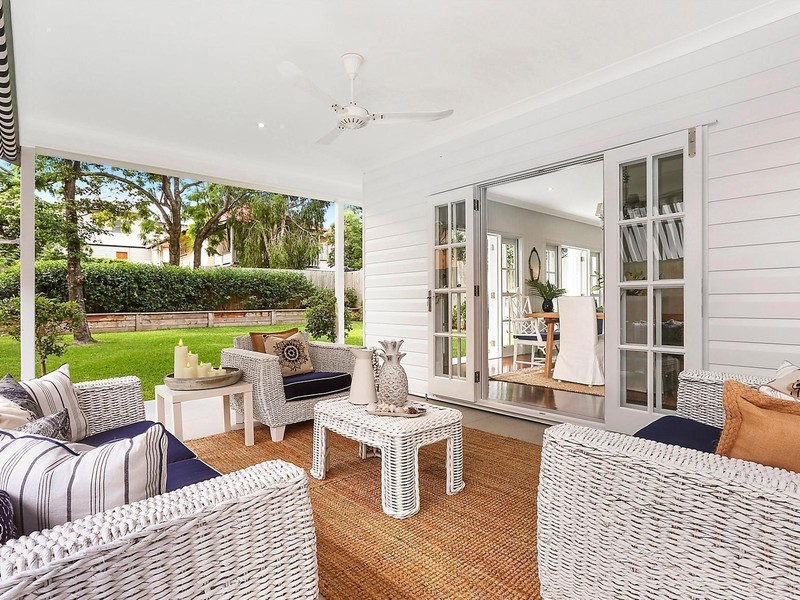30 Grosvenor Street, Balmoral QLD 4171