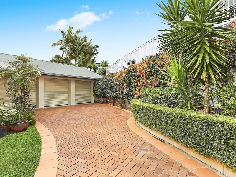 1 Pine Mountain Court, Carina Heights QLD 4152