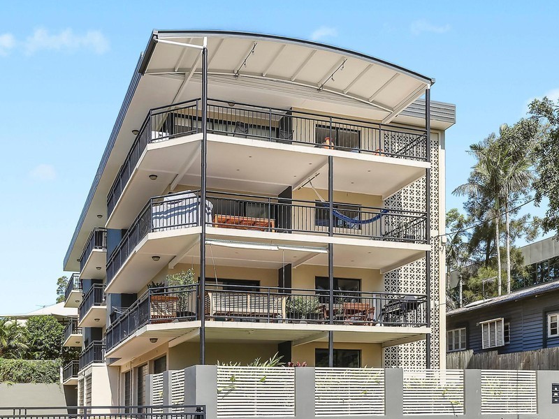 2/15 Eskgrove Street, East Brisbane QLD 4169