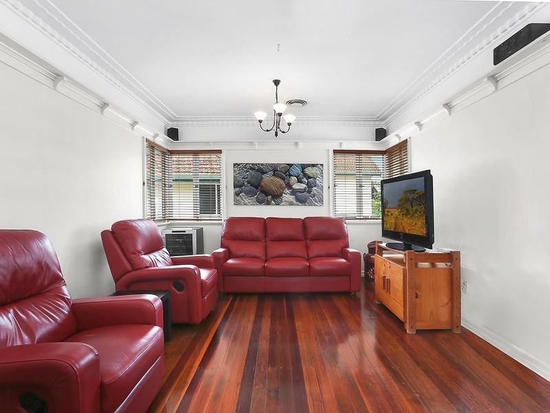 26 Arrol Street, Camp Hill QLD 4152