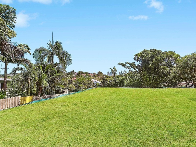 4 Howard Street, Morningside QLD 4170