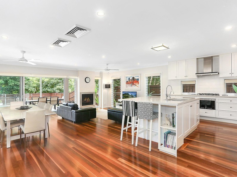 16 Johnston Street, Bulimba QLD 4171