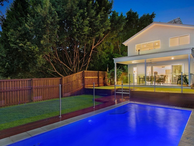 16 Johnston Street, Bulimba QLD 4171