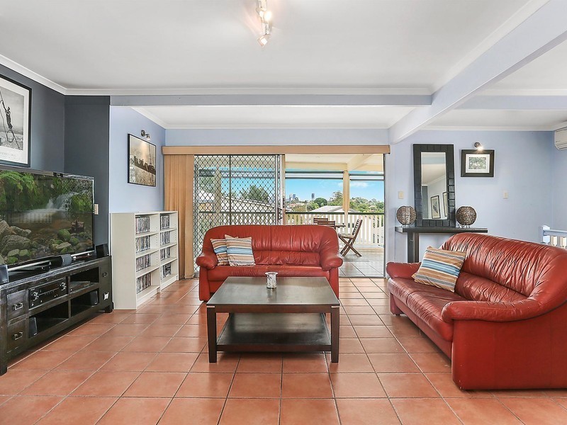 115 Blackwood Avenue, Morningside QLD 4170