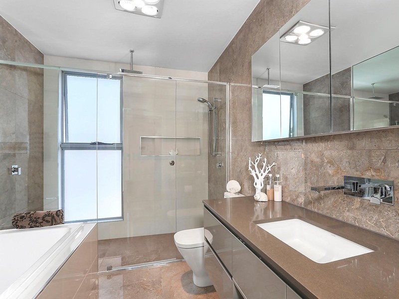 35 Grosvenor Street, Balmoral QLD 4171