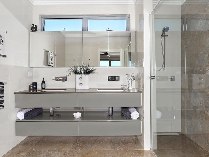 35 Grosvenor Street, Balmoral QLD 4171