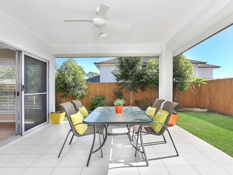 56 Highland Crescent, Belmont QLD 4153