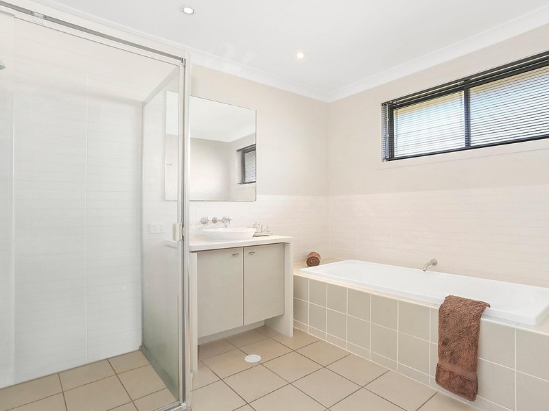 92 Summit Street, Belmont QLD 4153