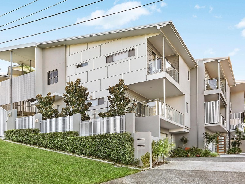 2/10 Carntyne Street, Morningside QLD 4170