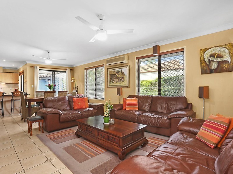 22 Balmoral Place, Forest Lake QLD 4078