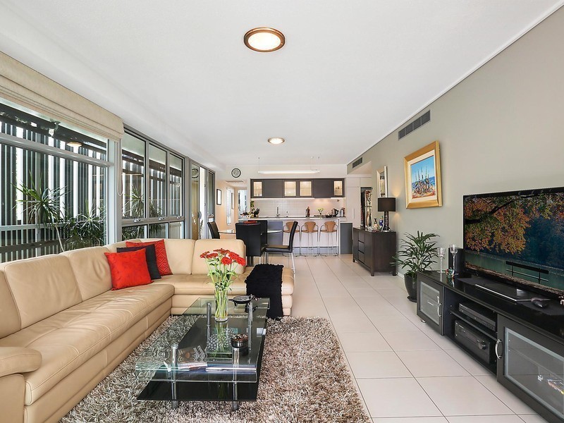 316/16 Waterline Crescent, Bulimba QLD 4171