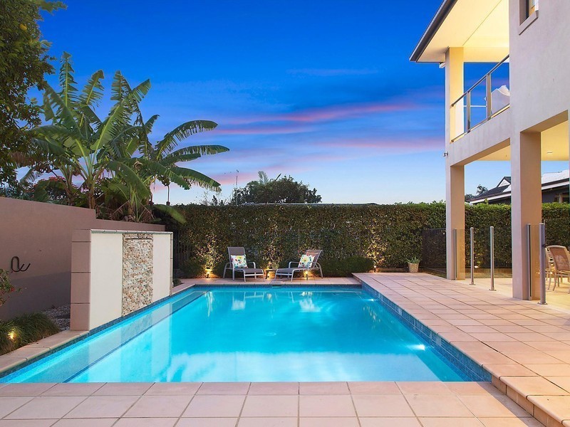 37 Weal Avenue, Tarragindi QLD 4121