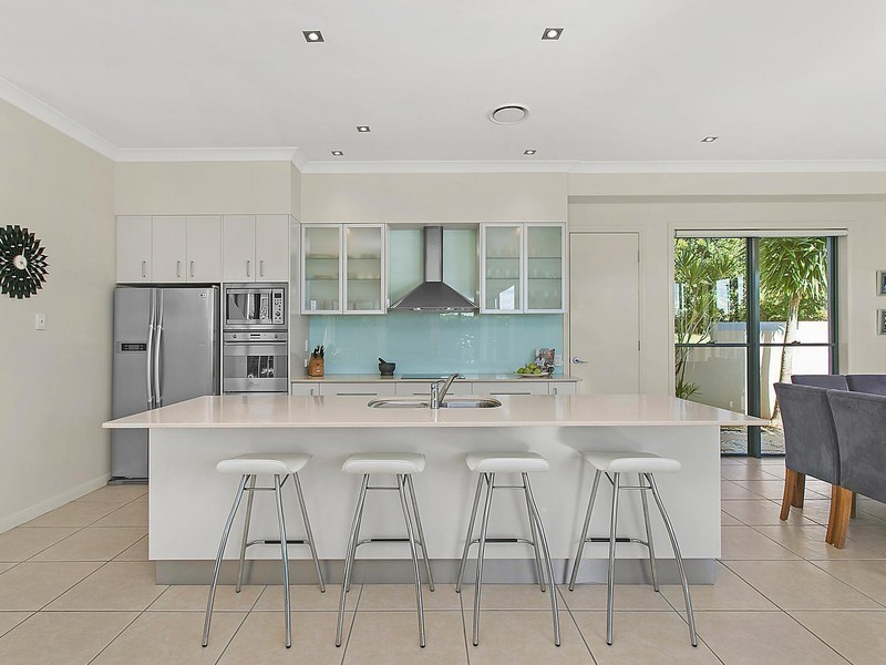 37 Weal Avenue, Tarragindi QLD 4121