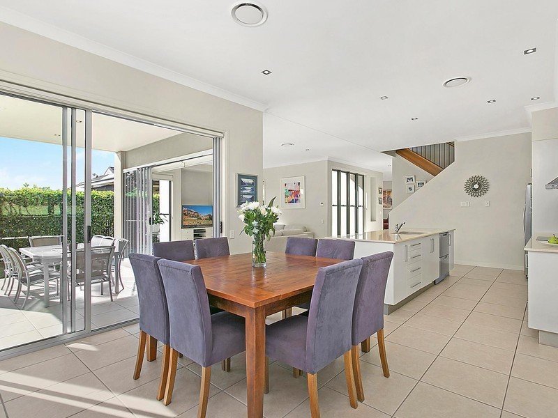 37 Weal Avenue, Tarragindi QLD 4121