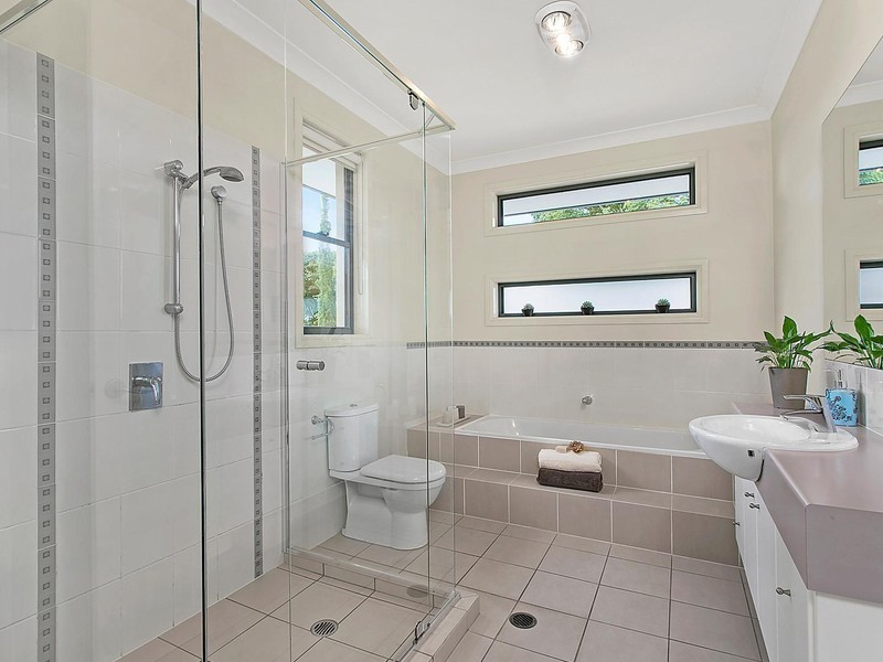 37 Weal Avenue, Tarragindi QLD 4121