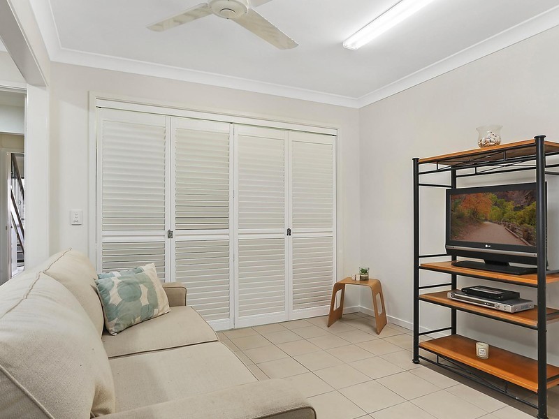 5/96 Railway Parade, Norman Park QLD 4170