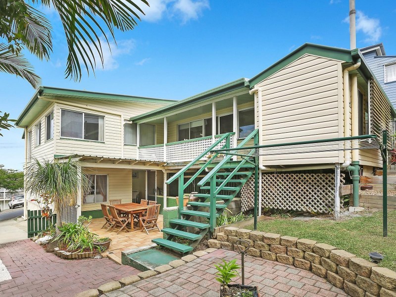 44 Bunowang Street, Balmoral QLD 4171