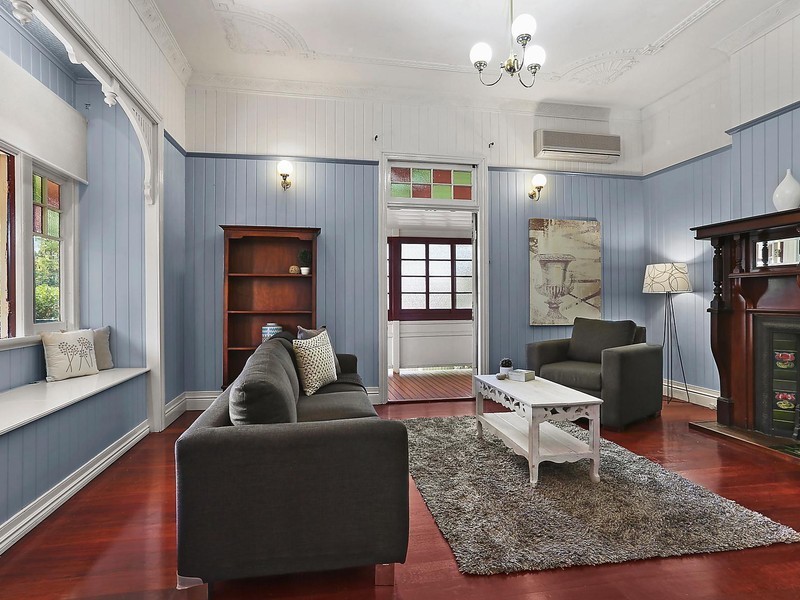 35 Heidelberg Street, East Brisbane QLD 4169