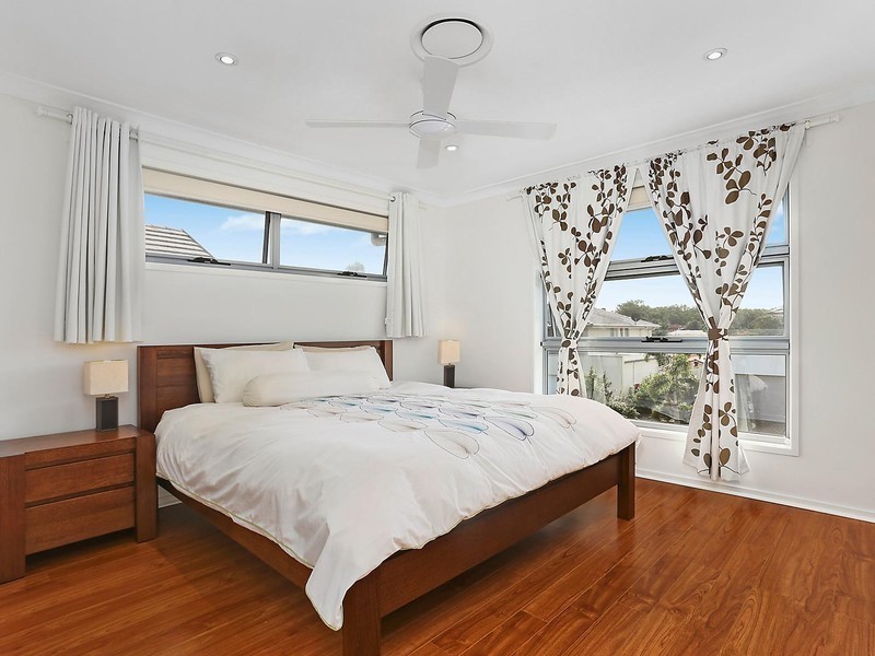 64 Highland Crescent, Belmont QLD 4153