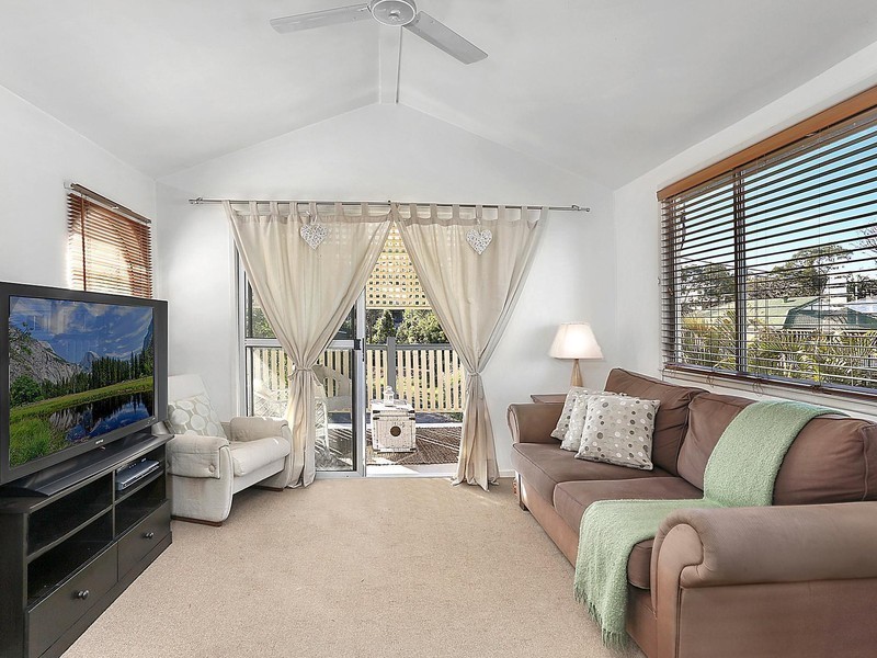 24 Tandoor Street, Morningside QLD 4170