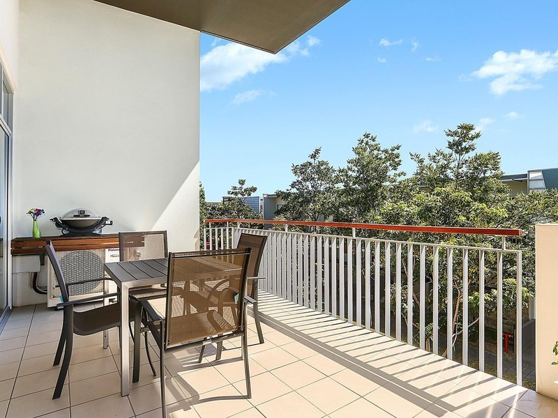 61/25 Love Street, Bulimba QLD 4171