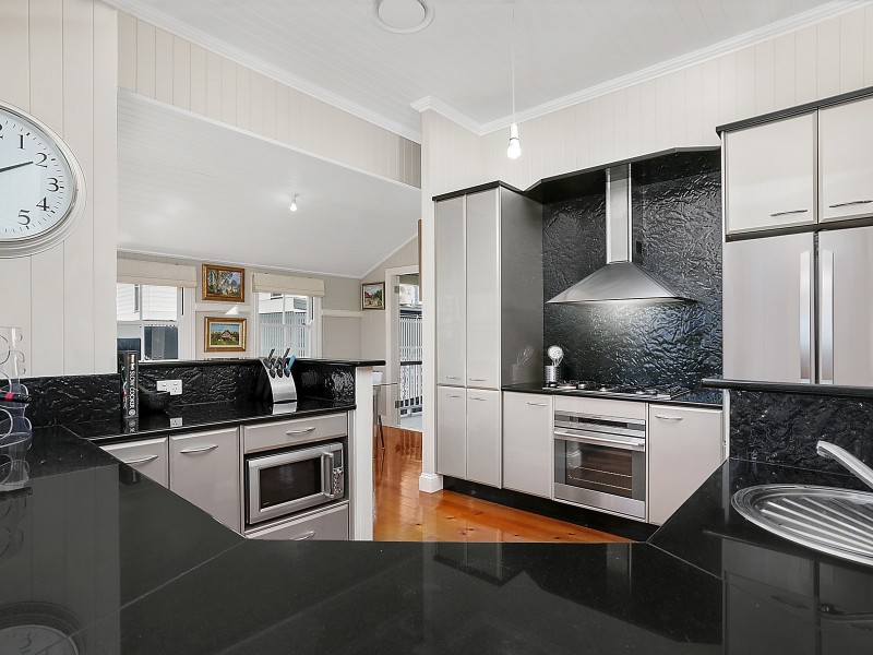 96 Stephens Street, Morningside QLD 4170