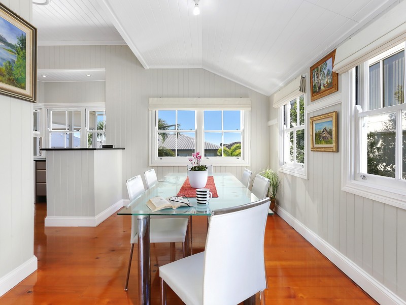 96 Stephens Street, Morningside QLD 4170