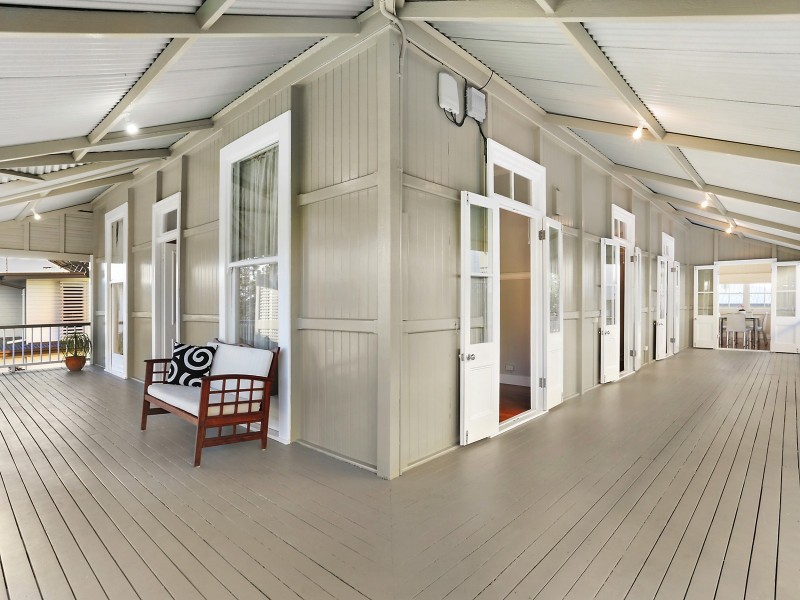 96 Stephens Street, Morningside QLD 4170