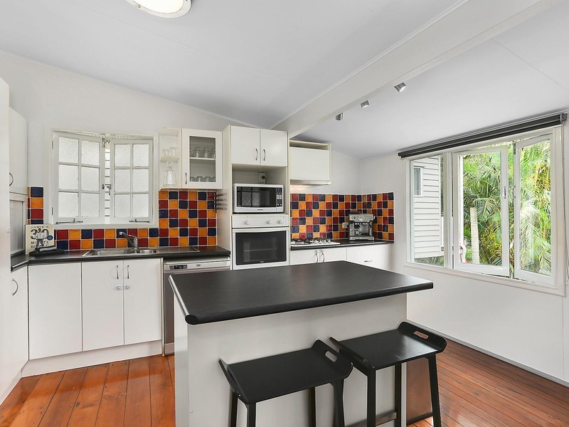 29 Burke Street, Coorparoo QLD 4151