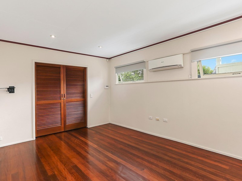 229 Lytton Road, Balmoral QLD 4171