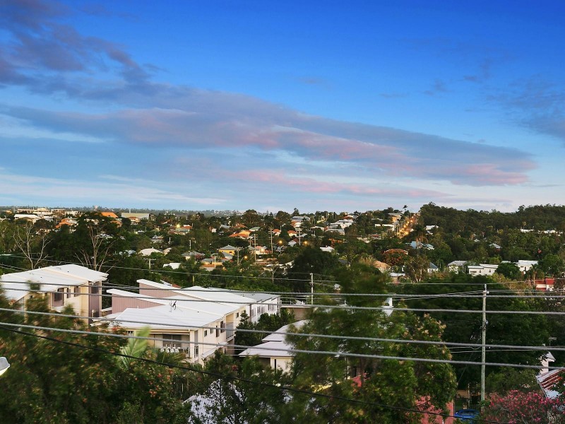 1/10 Carntyne Street, Morningside QLD 4170