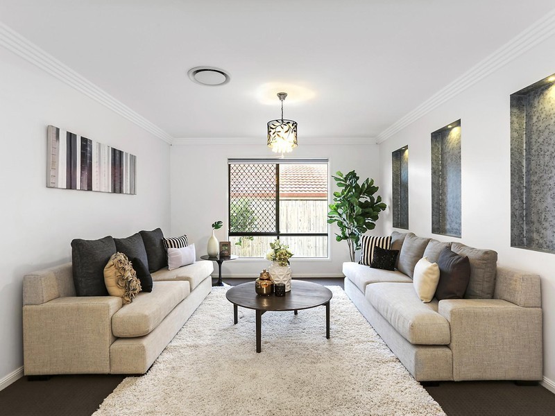 18 Harvey Place, Calamvale QLD 4116