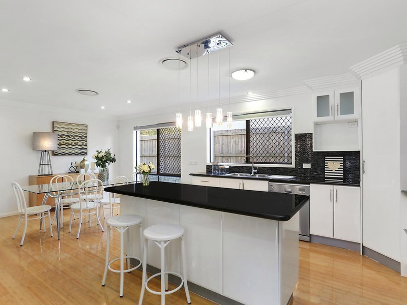18 Harvey Place, Calamvale QLD 4116
