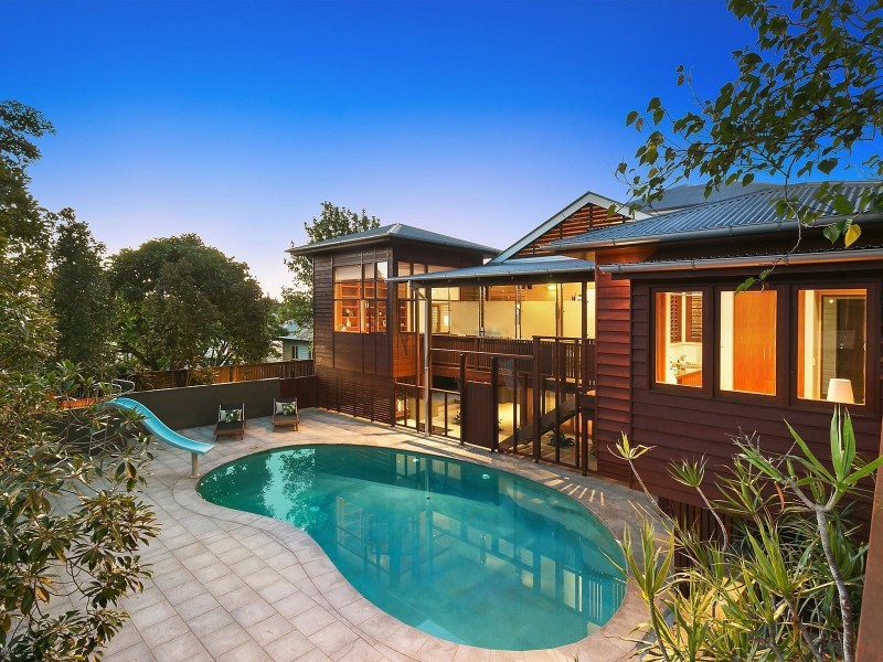 11 Illidge Street, Coorparoo QLD 4151