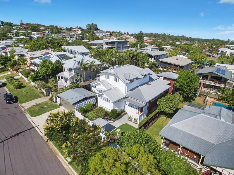 11 Illidge Street, Coorparoo QLD 4151