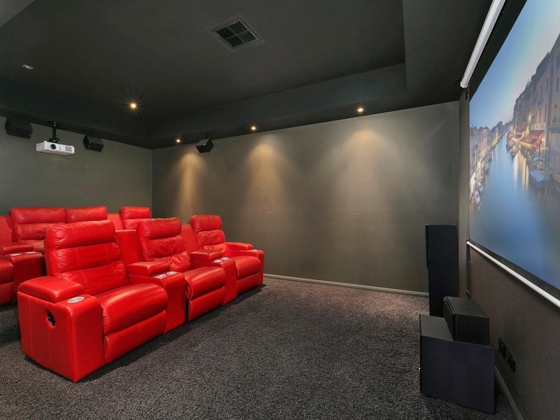 10 Orvieto Street, Yeronga QLD 4104