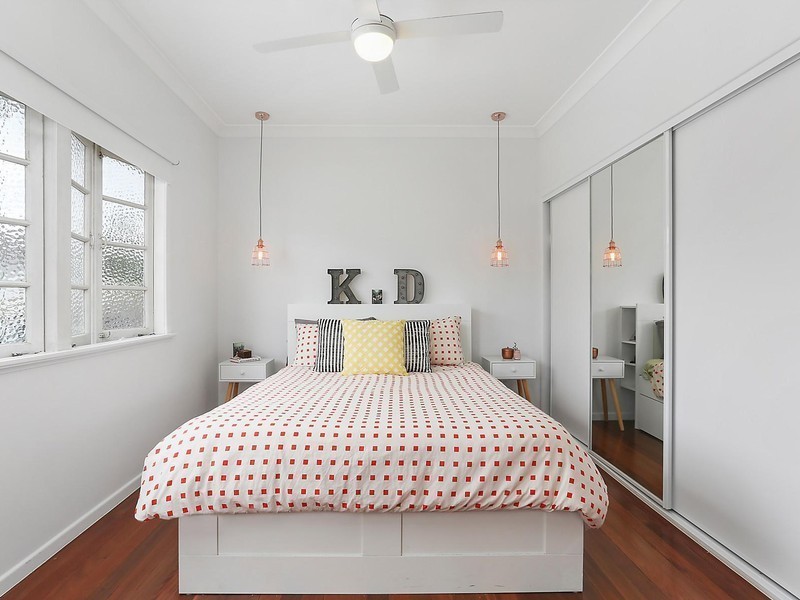 61 Dorothy Lane, Camp Hill QLD 4152