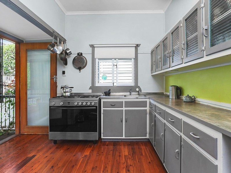 291 Nursery Road, Holland Park QLD 4121